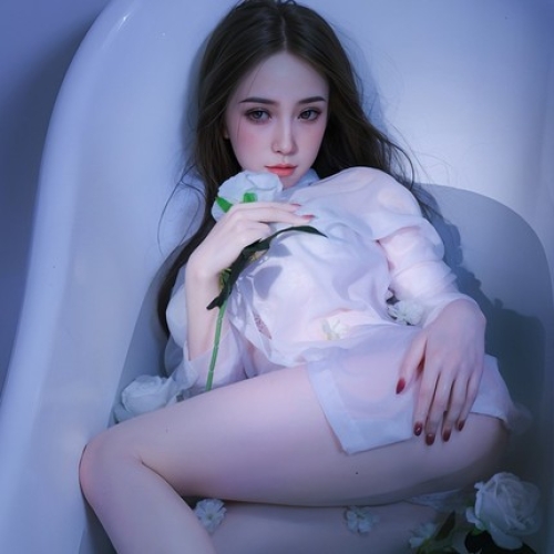 娃娃伴侶--實(shí)體娃娃 情欲嫵媚女神-沐希（158cm硅膠頭植發(fā)+口愛(ài)+口愛(ài)吮吸+發(fā)聲+加溫）